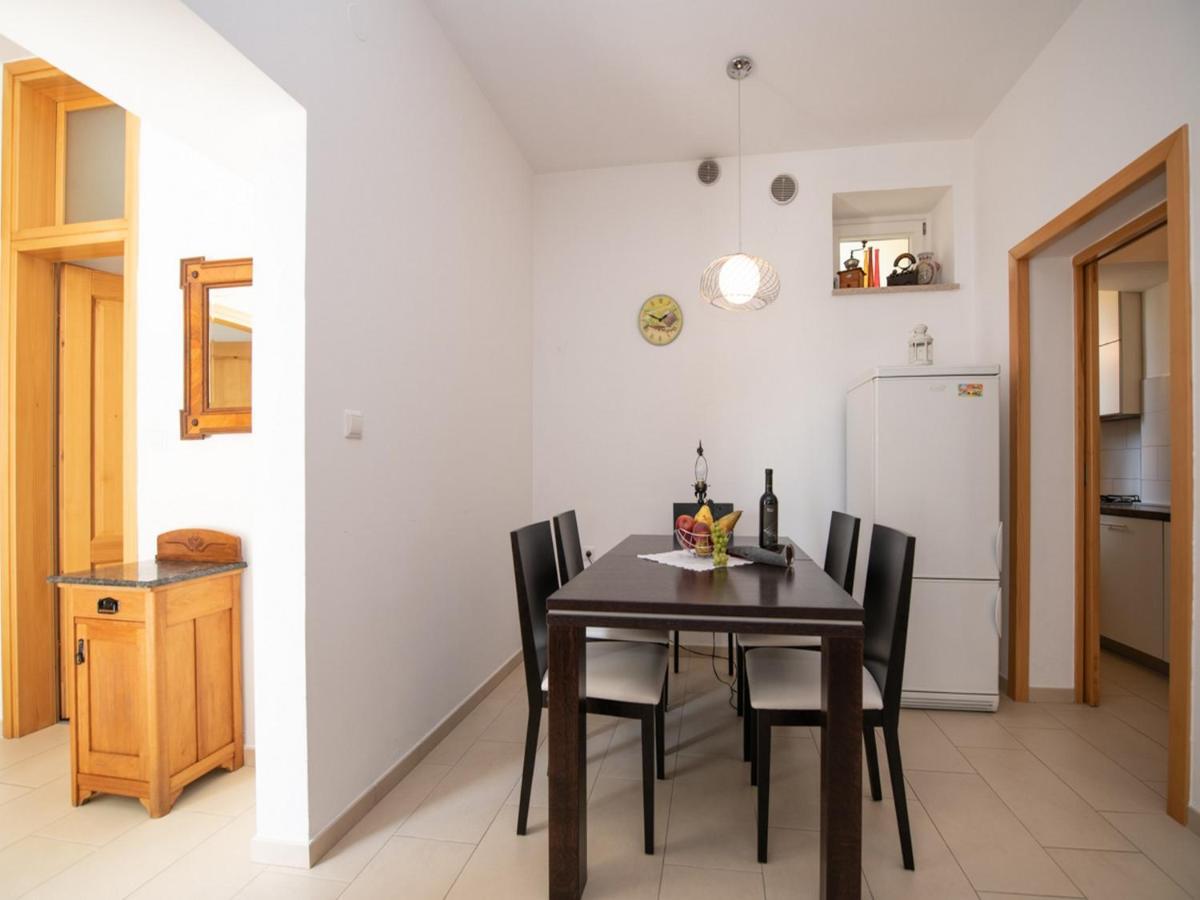 Apartment Marina With Sea View لوفغان المظهر الخارجي الصورة